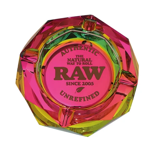 Alternative view of Cenicero cristal RAW